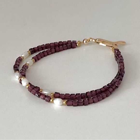 Genuine Garnet & Pearl Bracelet - Picture 6 of 7